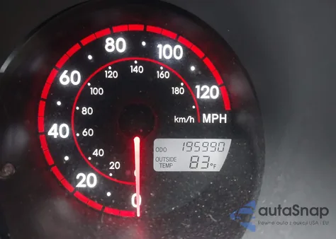 2008 Toyota Matrix z USA, uszkodzony, nr VIN 2T1KR32E38C717194